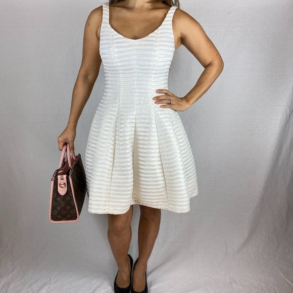 Aqua Dresses & Skirts - Aqua White Flare Thick Fabric Sleeveless Dress